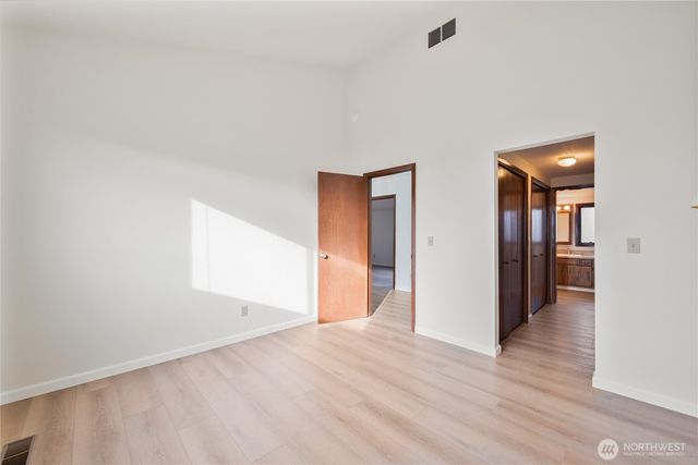 1205 Holly Street, Kelso, WA 98626