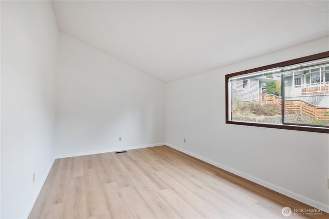 1205 Holly Street, Kelso, WA 98626