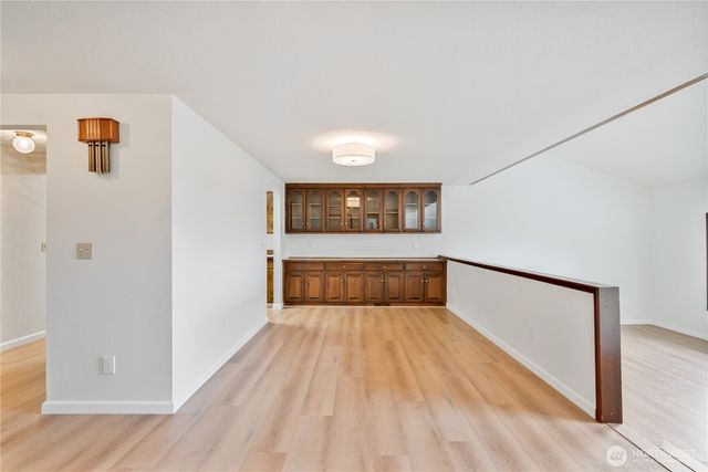 1205 Holly Street, Kelso, WA 98626