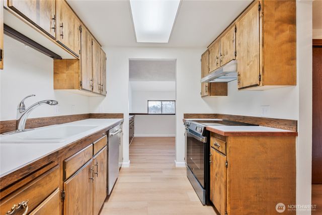 1205 Holly Street, Kelso, WA 98626