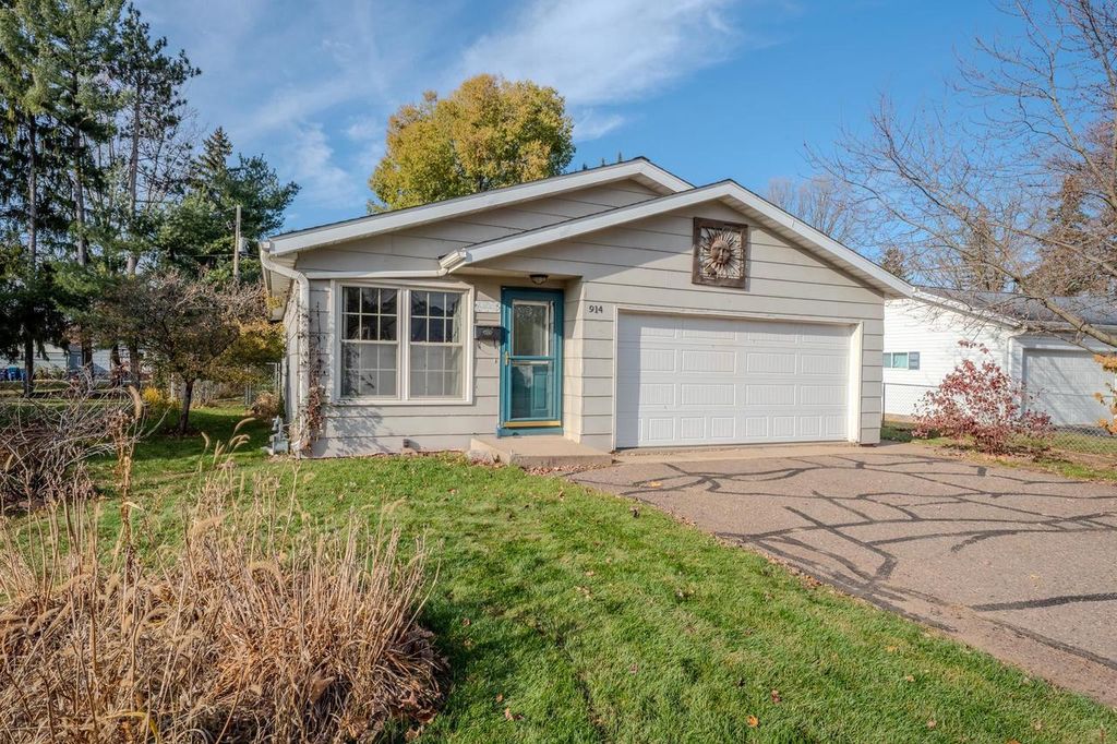 914 S 14TH AVENUE, Wausau, WI 54401