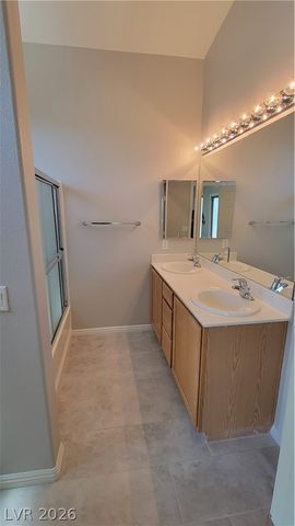 3305 Green Ice Avenue, North Las Vegas, NV 89081