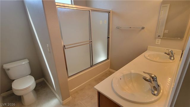 3305 Green Ice Avenue, North Las Vegas, NV 89081