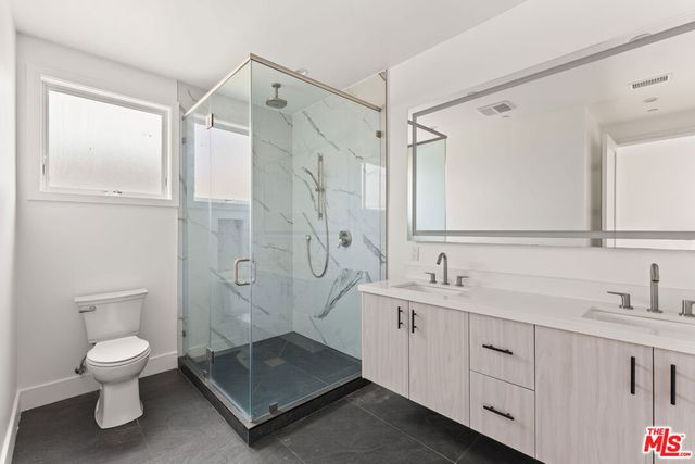 728 Indiana Avenue, Venice, CA 90291