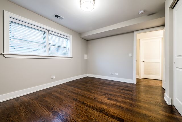 3822 N Kenneth Avenue 1, Chicago, IL 60641