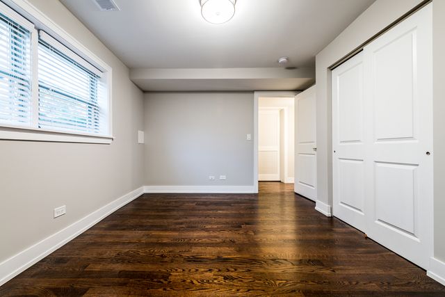 3822 N Kenneth Avenue 1, Chicago, IL 60641