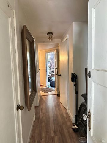 805 Cazadero Hwy, Cazadero, CA 95421