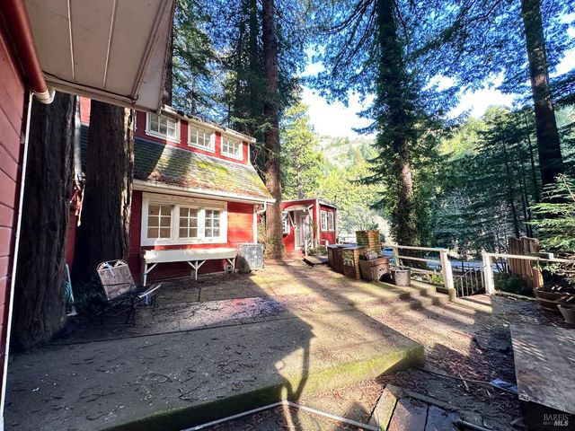 805 Cazadero Hwy, Cazadero, CA 95421