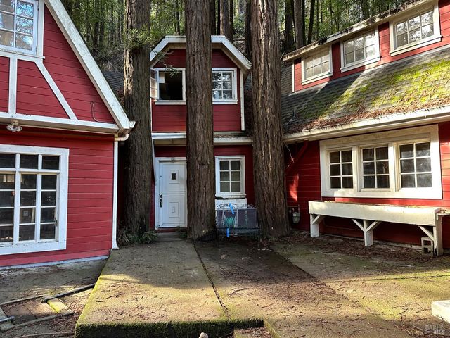 805 Cazadero Hwy, Cazadero, CA 95421