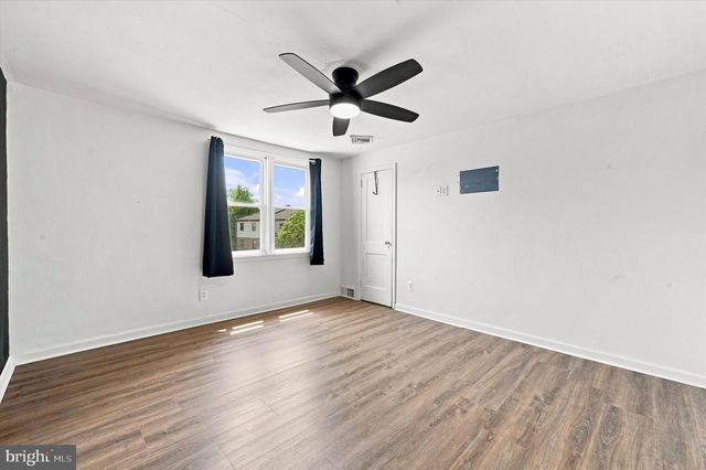 1095 N ACADEMY AVE, Glenolden, PA 19036