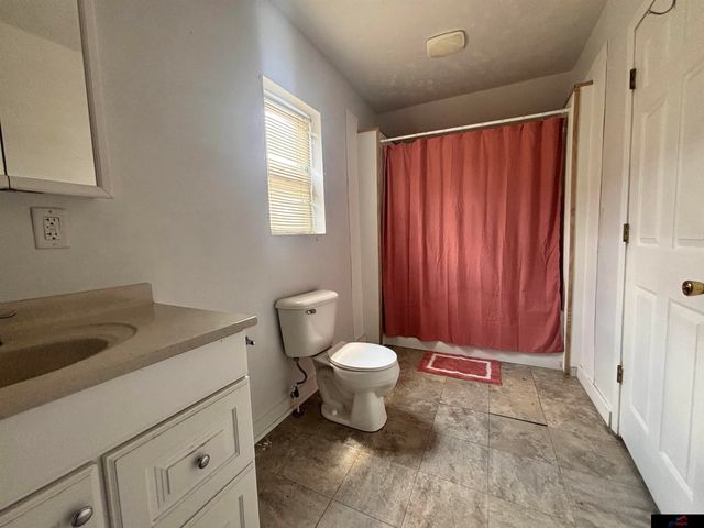 5406 N 24 Street, Omaha, NE 68110