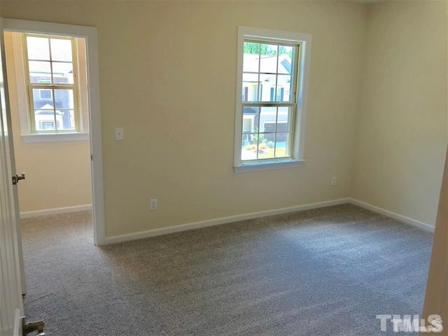 1907 Blue Jay Point, Apex, NC 27502
