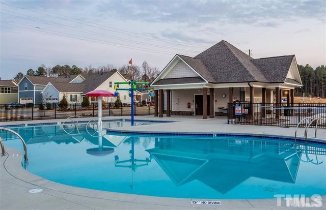 1907 Blue Jay Point, Apex, NC 27502