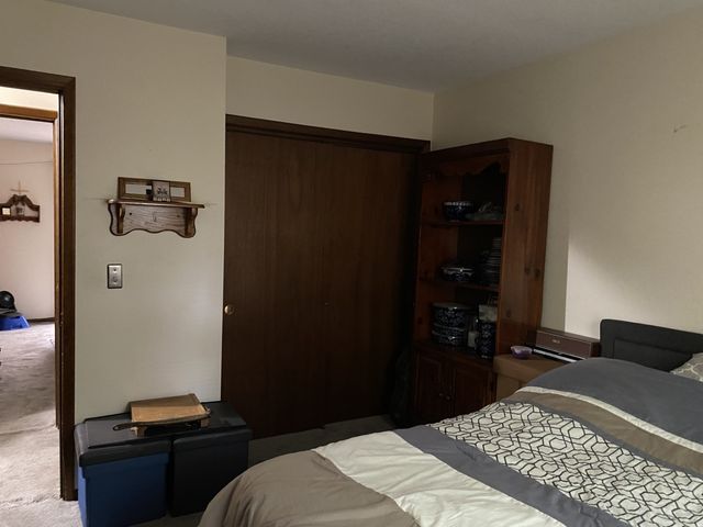 2352-54 Hillandale Road, Davenport, IA 52804
