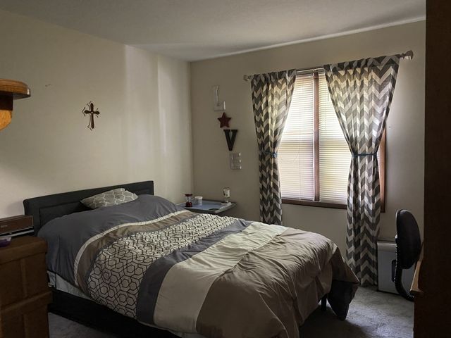 2352-54 Hillandale Road, Davenport, IA 52804