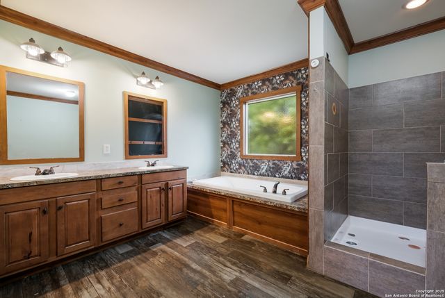 384 Adcock, Poteet, TX 78065