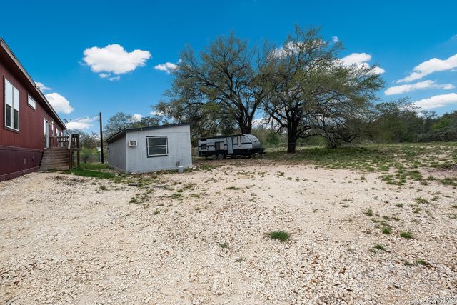 384 Adcock, Poteet, TX 78065