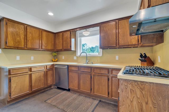 6134 Rena Street, Houston, TX 77092