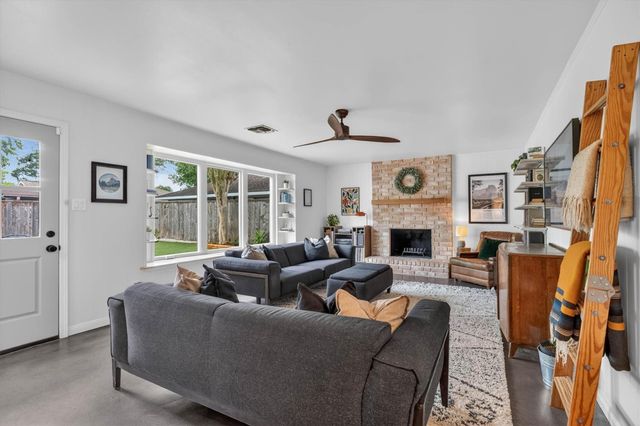 6134 Rena Street, Houston, TX 77092
