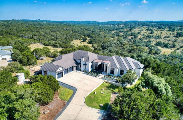 121 Greystone Pt, Boerne, TX 78006
