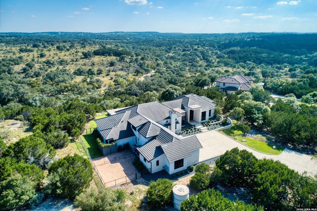 121 Greystone Pt, Boerne, TX 78006