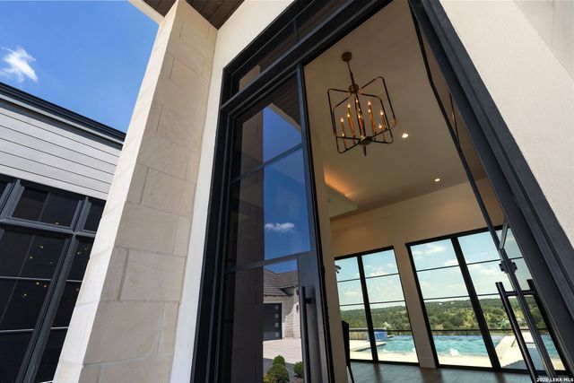 121 Greystone Pt, Boerne, TX 78006