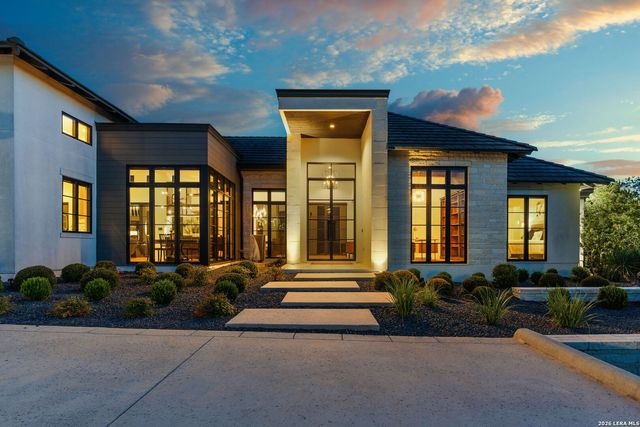 121 Greystone Pt, Boerne, TX 78006