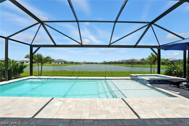 18282 Parksville DR, Estero, FL 33928