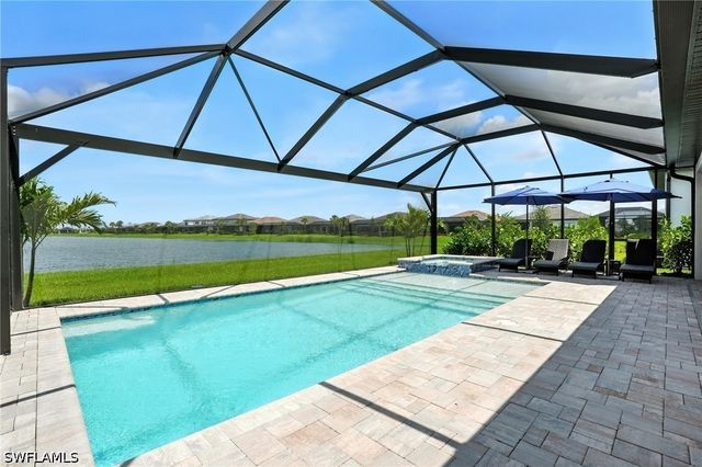 18282 Parksville DR, Estero, FL 33928