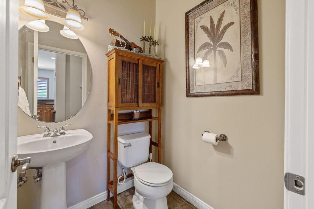 Image 38 of property listing at 11305 Andretti Avenue, Bakersfield, CA 93312