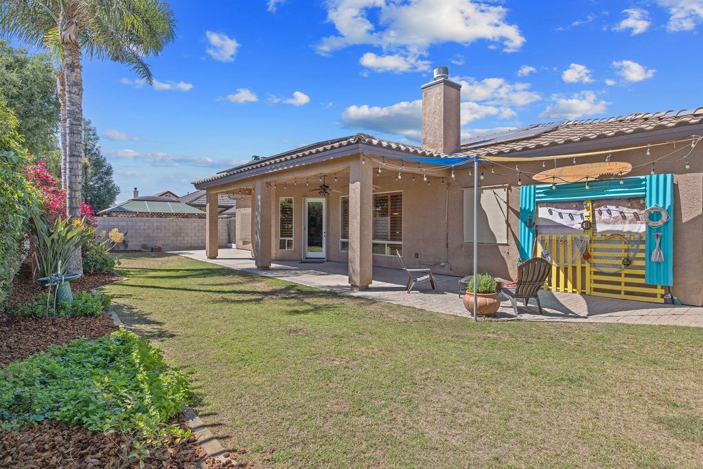 Image 48 of property listing at 11305 Andretti Avenue, Bakersfield, CA 93312