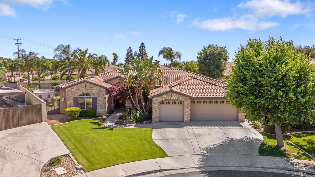 Image 62 of property listing at 11305 Andretti Avenue, Bakersfield, CA 93312