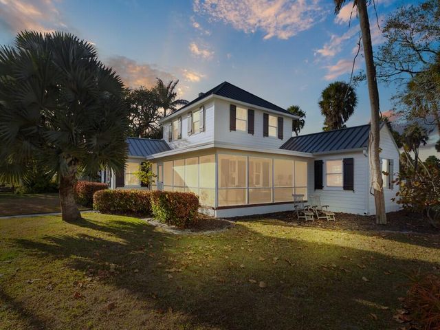 3001 N N Indian River Drive Drive, Fort Pierce, FL 34946