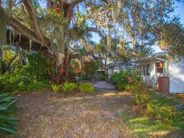 3001 N N Indian River Drive Drive, Fort Pierce, FL 34946