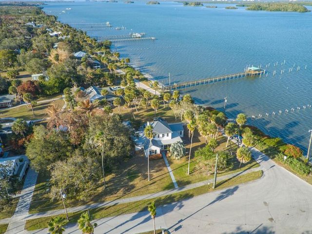 3001 N N Indian River Drive Drive, Fort Pierce, FL 34946