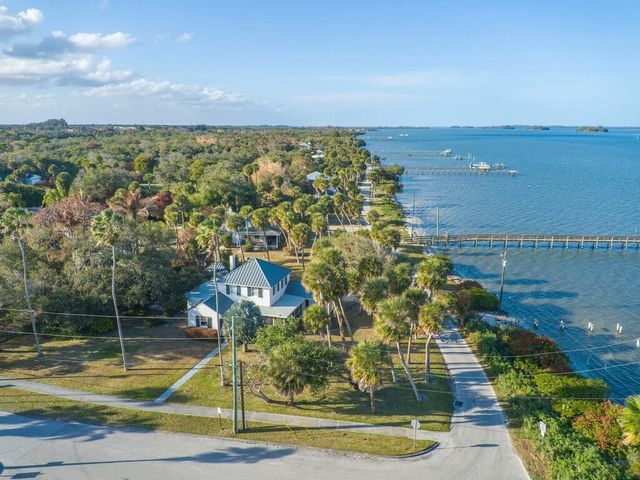 3001 N N Indian River Drive Drive, Fort Pierce, FL 34946