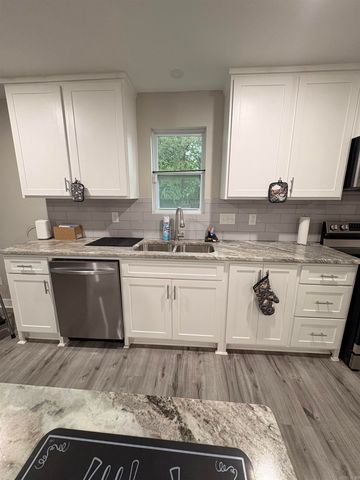 818 E 14th Street, North Little Rock, AR 72114