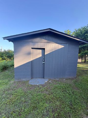 818 E 14th Street, North Little Rock, AR 72114