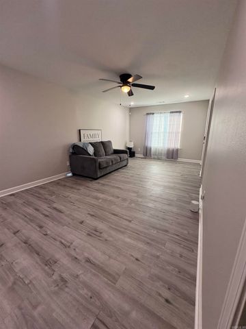 818 E 14th Street, North Little Rock, AR 72114