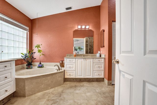 600 NW 45th Avenue, Deerfield Beach, FL 33442