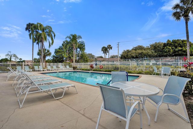 600 NW 45th Avenue, Deerfield Beach, FL 33442