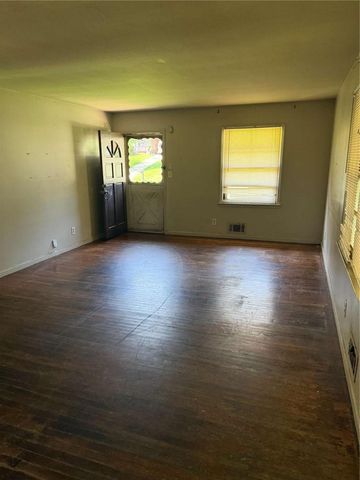 1147 Evelyn Drive, Forest Park, GA 30297