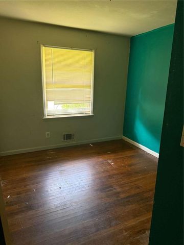 1147 Evelyn Drive, Forest Park, GA 30297