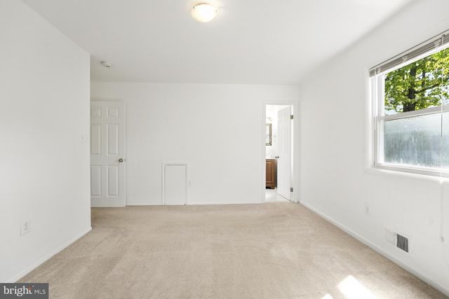 5802 SHEPHERD LN, Lanham, MD 20706