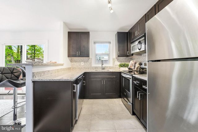 5802 SHEPHERD LN, Lanham, MD 20706