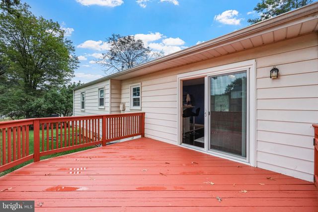 5802 SHEPHERD LN, Lanham, MD 20706