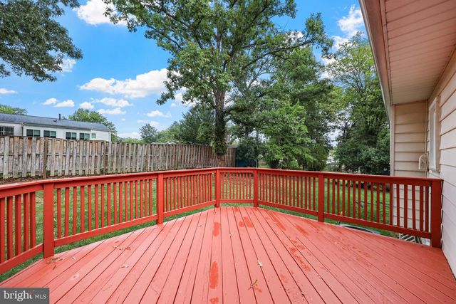 5802 SHEPHERD LN, Lanham, MD 20706