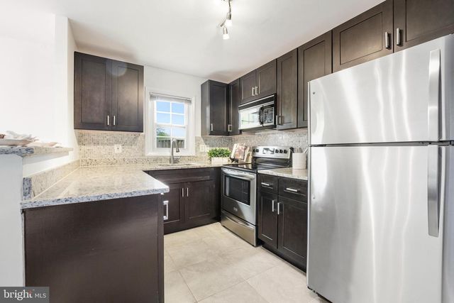 5802 SHEPHERD LN, Lanham, MD 20706