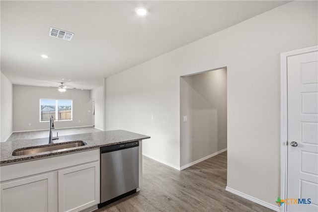 292 Legacy Circle, New Braunfels, TX 78130