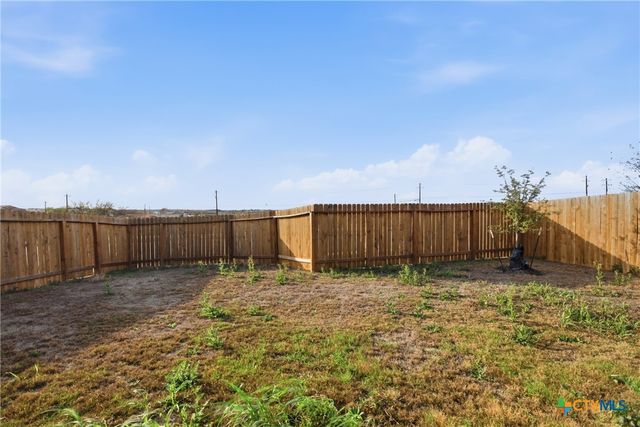 292 Legacy Circle, New Braunfels, TX 78130